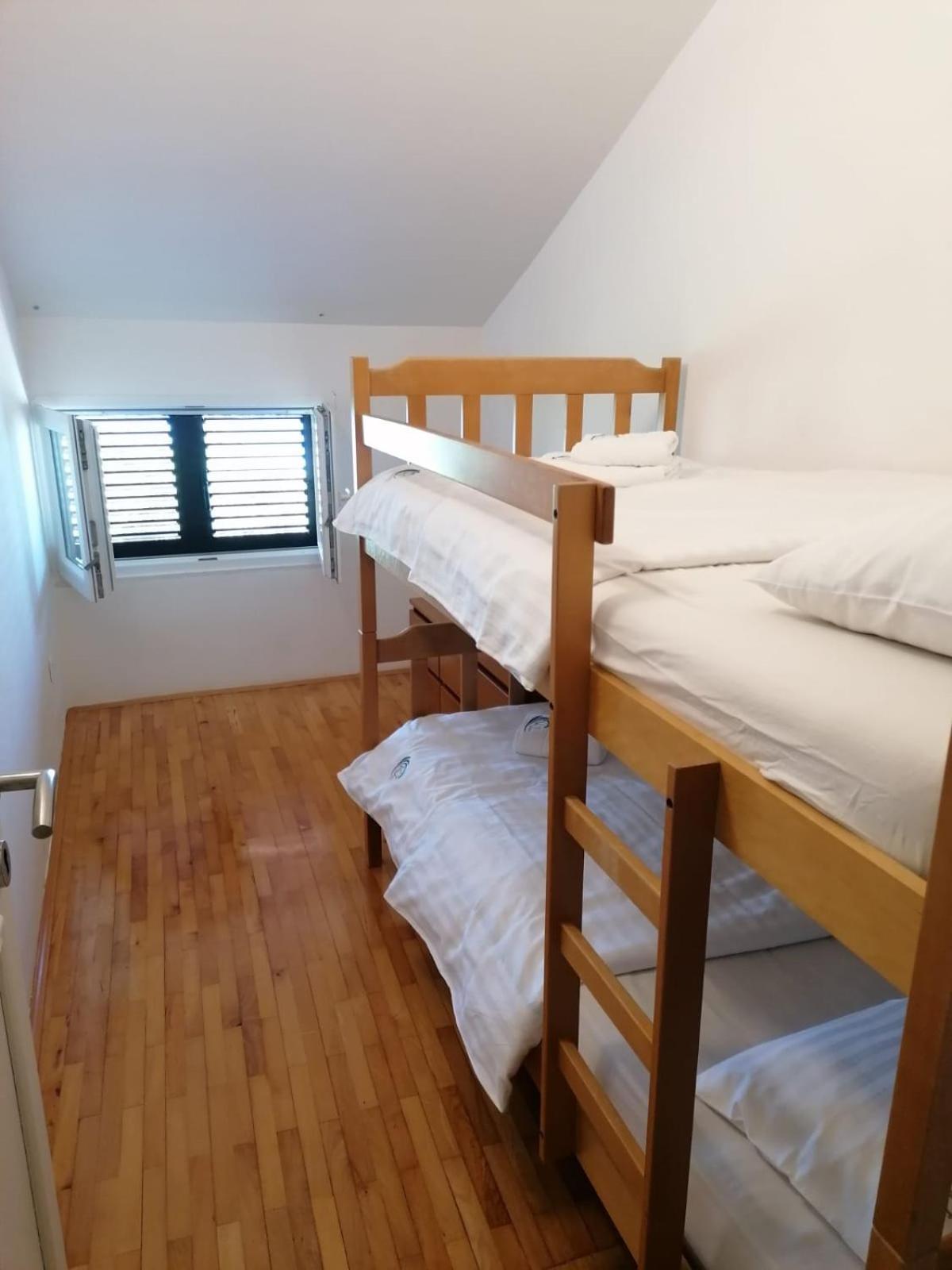 Apartments Villa Julia Τρογκίρ Εξωτερικό φωτογραφία