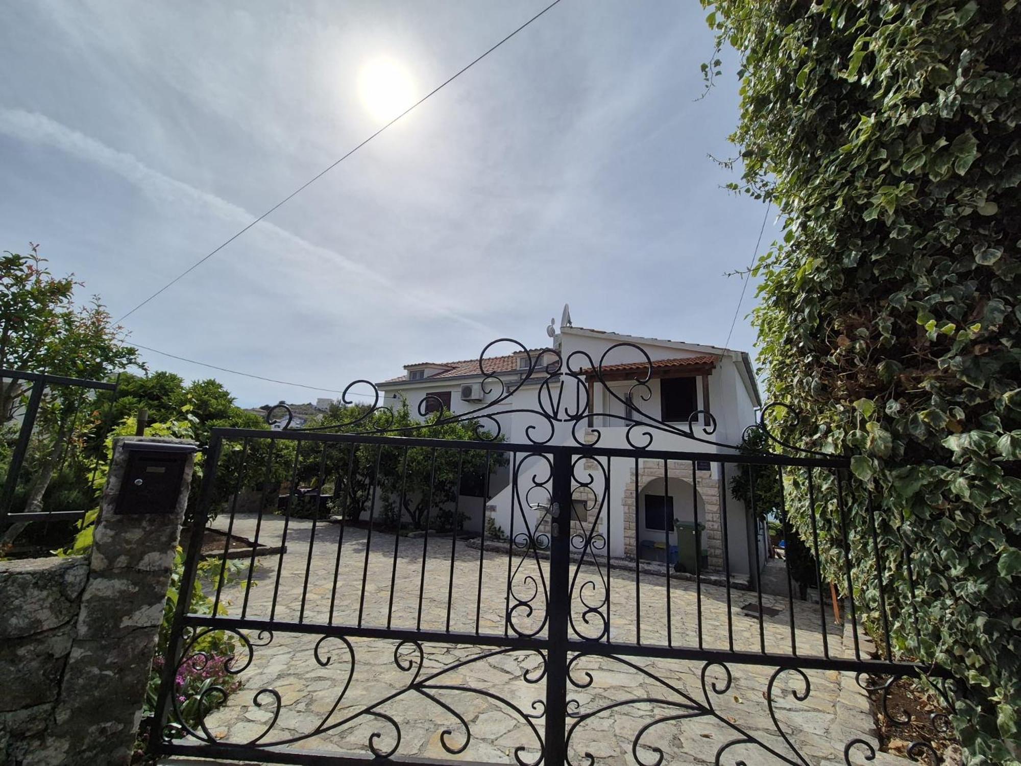 Apartments Villa Julia Τρογκίρ Εξωτερικό φωτογραφία