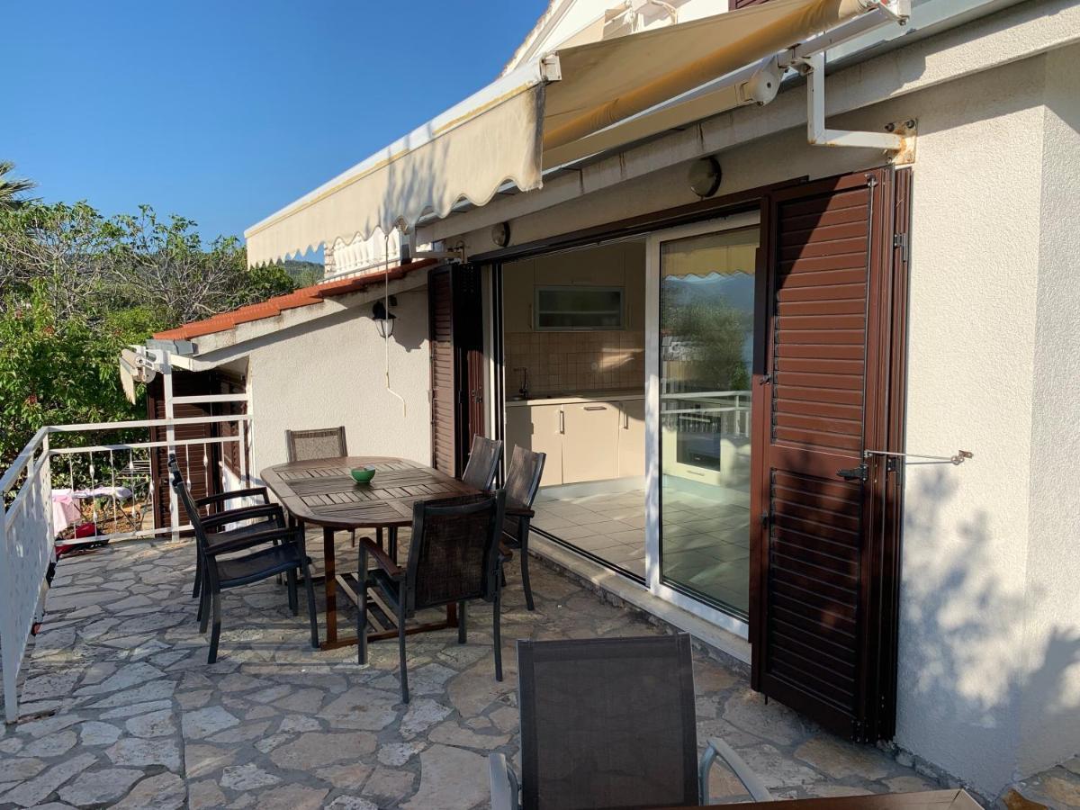 Apartments Villa Julia Τρογκίρ Εξωτερικό φωτογραφία